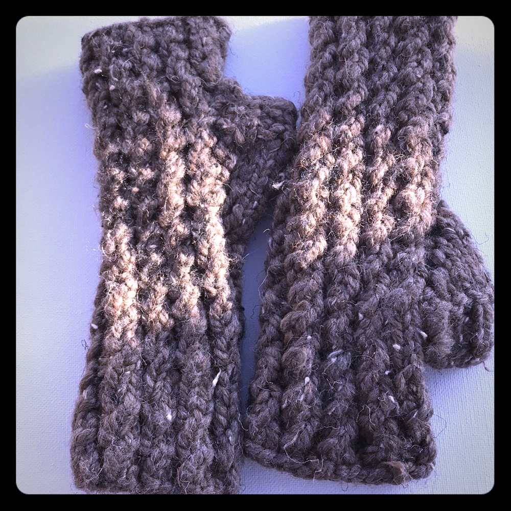 Brown Fingerless Gloves by Capture Z